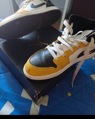 Scarpe jordan 33.5