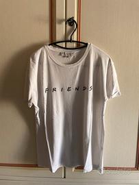 T-shirt Friends Stradivarius Bianca