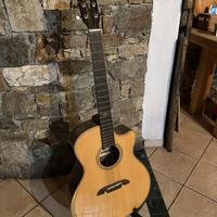 Chitarra acustica