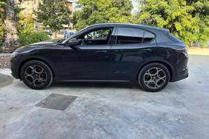 Alfa Romeo Stelvio 2.2 T Q4 210CV AT8 Sprint