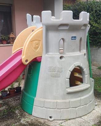 Scivolo da esterno con castello Chicco