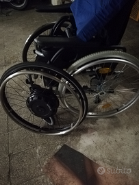 Carrozzina disabili elettrica (visibile a Roma )