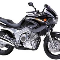 YAMAHA TDM 850 ricambi vari