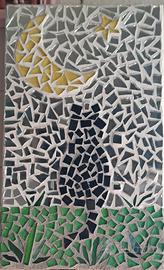 specchio a mosaico con gattino nero
