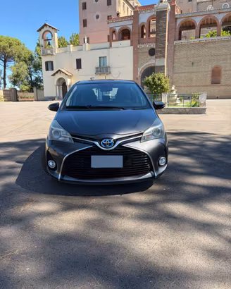 Toyota Yaris 1.5 Hybrid Active - 2015 - telecamera