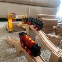 PISTA CON TRENINI PER BAMBINI