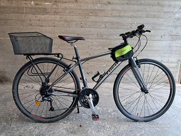Bici da donna modello TREK