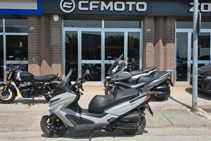 Kymco People 300i