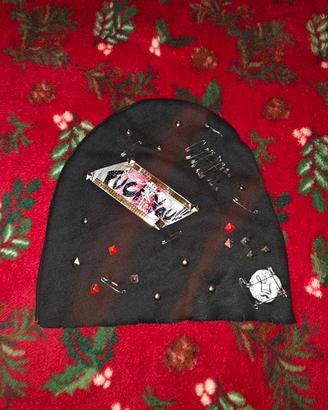 cappellino punk rock fashion 