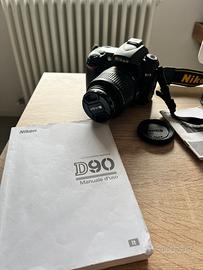 Nikon D90 con obiettivo 52mm