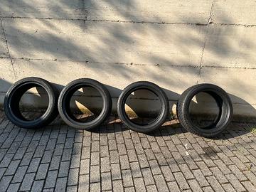 4 gomme invernali Bridgestone 225/45 r19