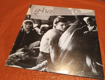 Vinile 33 giri A-ha del 1985 HUNTING HIGH AND LOW