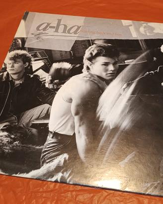 Vinile 33 giri A-ha del 1985 HUNTING HIGH AND LOW