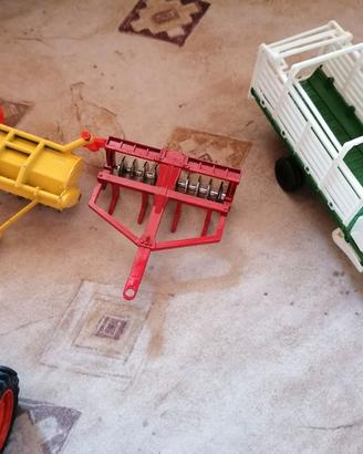 Modellini trattori anni 80 scala 1/43