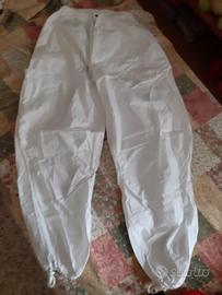 Pantaloni bianchi da hip-hop 