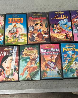 Lotto vhs cartoni animati disney e universal