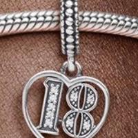 Charm 18 anni Pandora originale