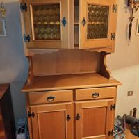 Credenza rustica in legno massello con vetri piomb