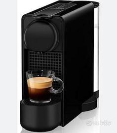 Macchina Nespresso Essenza Plus C45