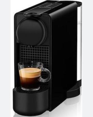 Macchina Nespresso Essenza Plus C45
