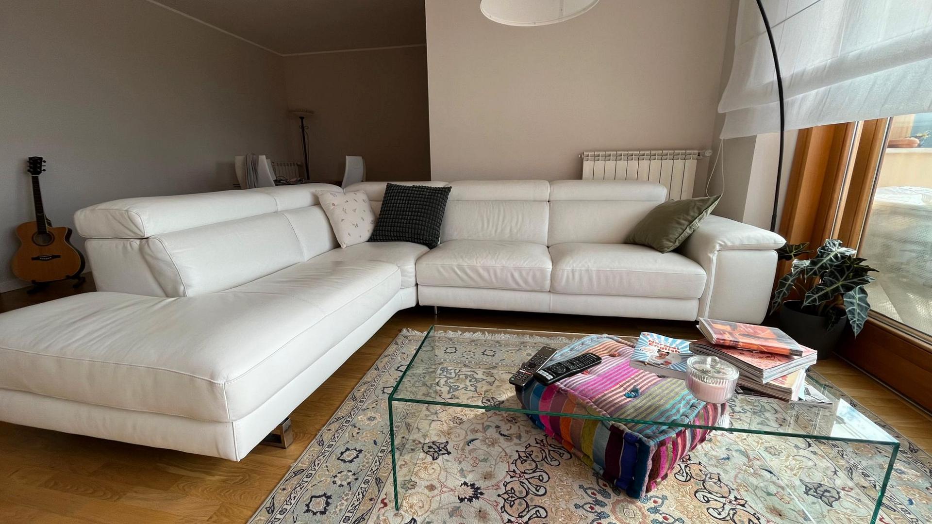 Divano angolare in pelle PoltroneSofà Arredamento e Casalinghi In