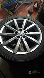 cerchi riginali wolkswagen polo + 2 gomme NUOVE 
