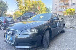 Audi A3 SPB 1.6 TDI 105 CV CR Ambition