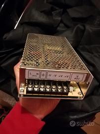 alimentatore 12 v