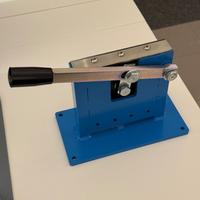 Sigillatrice Manuale per Tubetti Alluminio