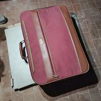 Valigia in stoffa capiente