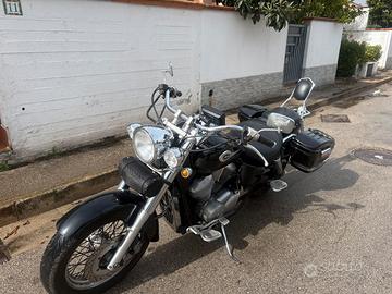 Honda shadow 750