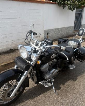 Honda shadow 750