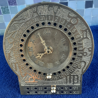 Orologio zodiacale in ottone lucidato Massiv