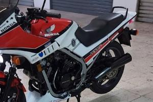 honda VF500F 