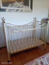 Lettino ferro battuto