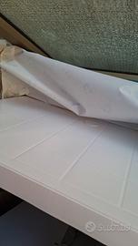 tavolo bianco 