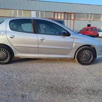 Peugeot 206-1.6 con 5 Porte-Impianto a Metano