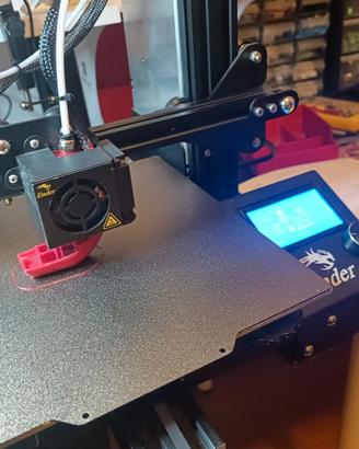 Stampante 3d ender 3 pro