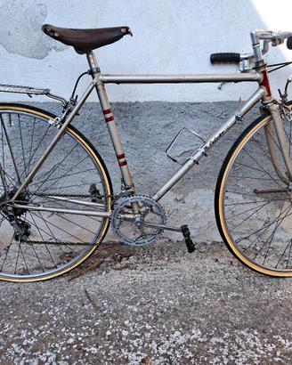 bicletta da corsa adattata passeggio
