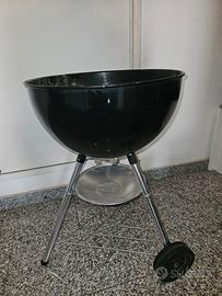 Barbecue Weber a carbonella 47cm Kettle +ciminiera