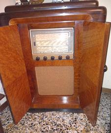 mobile radio primi anni 1900