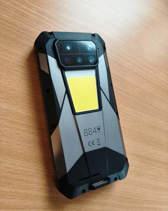 TANK 4 PRO smartphone con proiettore HD