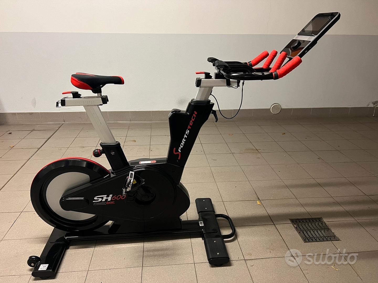 SportsTech SX600 bici da interno spinning cyclette Sports In