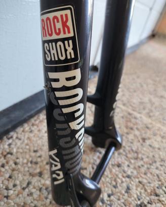 rock shox yari 180mm