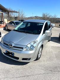 TOYOTA COROLLA VERSO diesel