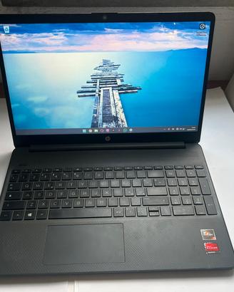 HP 15s Ryzen 3 3250U, 8GB RAM, SSD 128GB