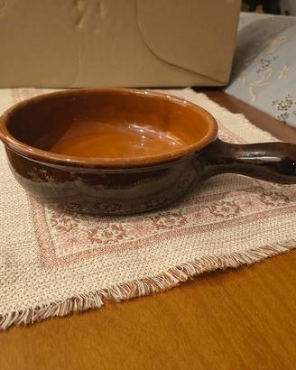 tegame in terracotta con manico Vulcania