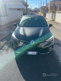 RENAULT Clio 5ª serie - 2021