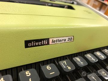 Olivetti Lettera 32 con custodia e istruzioni
