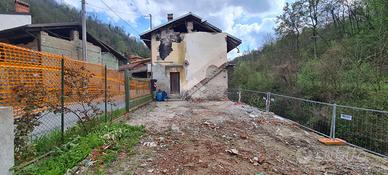 RUSTICO A CASTIGLIONE TORINESE